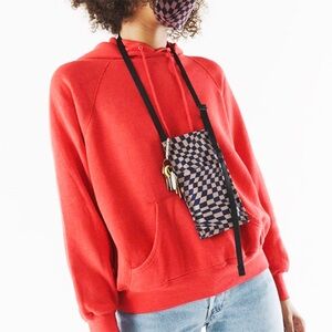 BAGGU Indigo Trippy Check Phone Sling